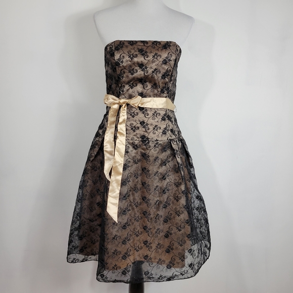jessica mcclintock black lace dress Vintage Gunne Sax Jessica McClintock Black Lace Strapless Tea Length Dress